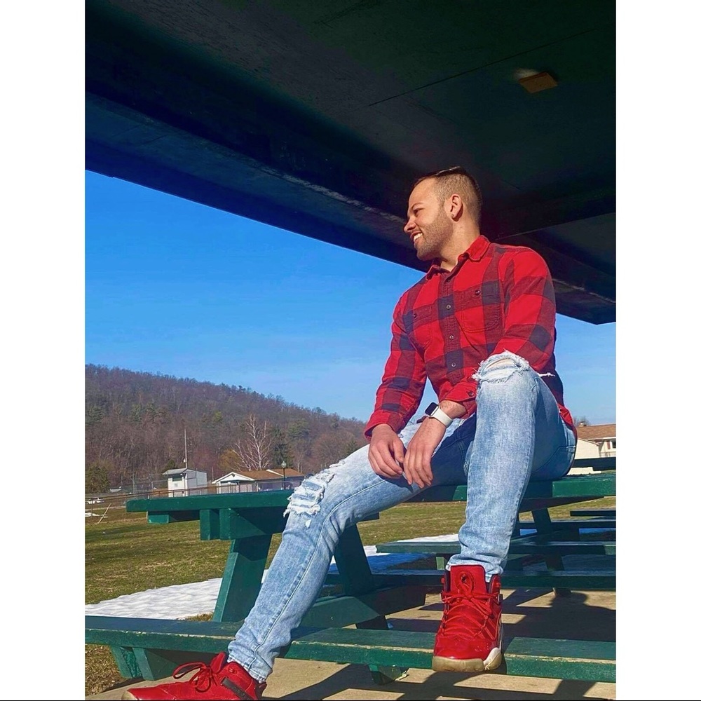 Meet your Posher, Isaiah